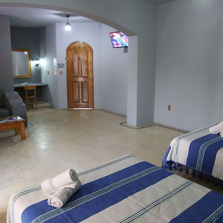 Casa Blanca Del Sol Bahia Chahue B&B Santa María Huatulco Dış mekan fotoğraf